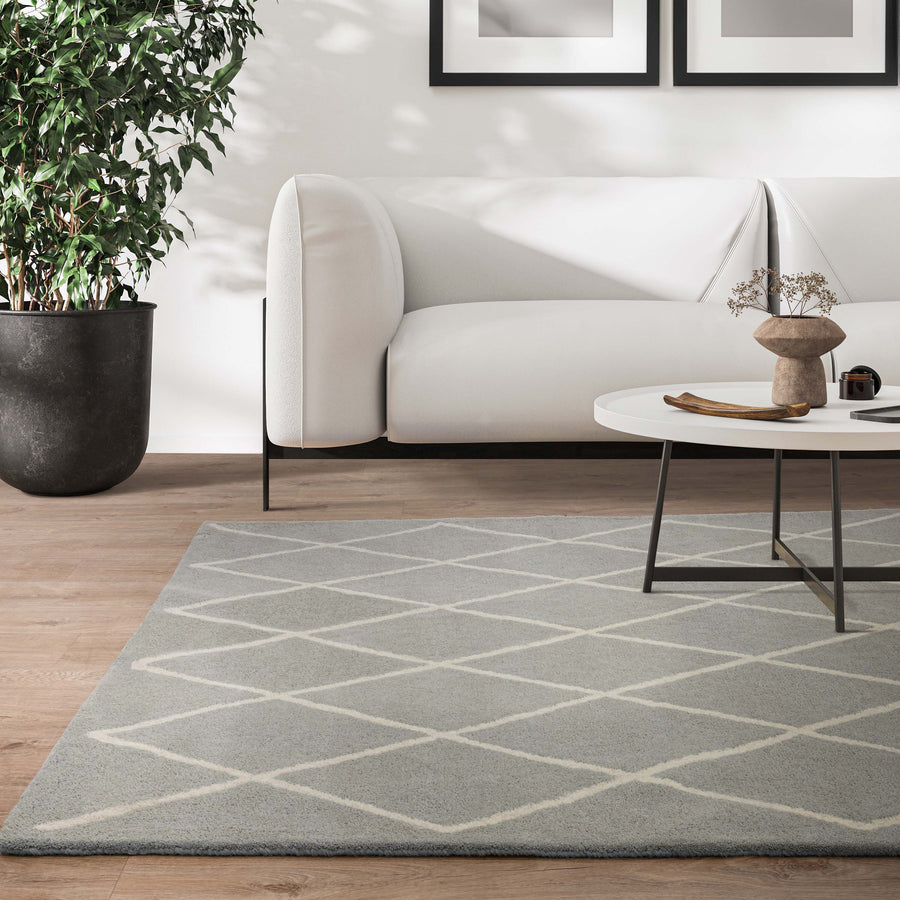 Albany Diamond Silver Rug