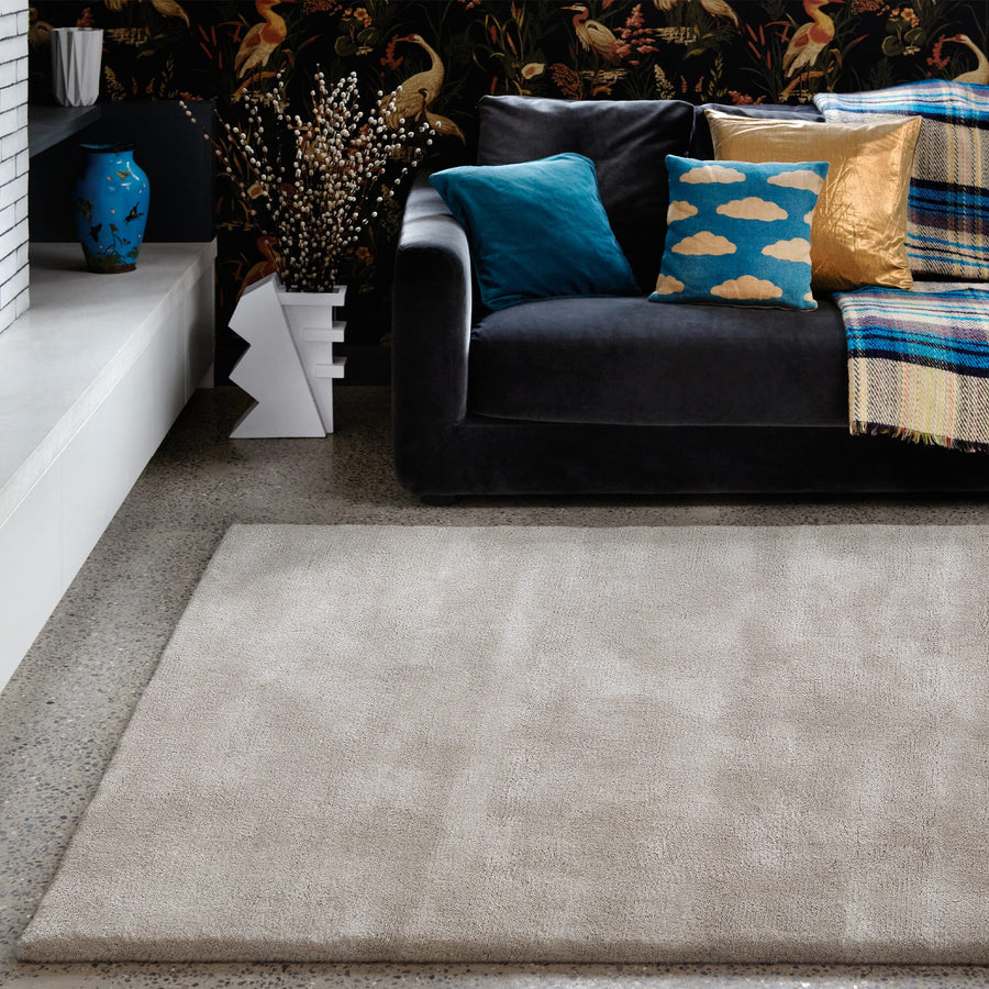 Aran Feather Grey Hand Woven Wool and Viscose Rug
