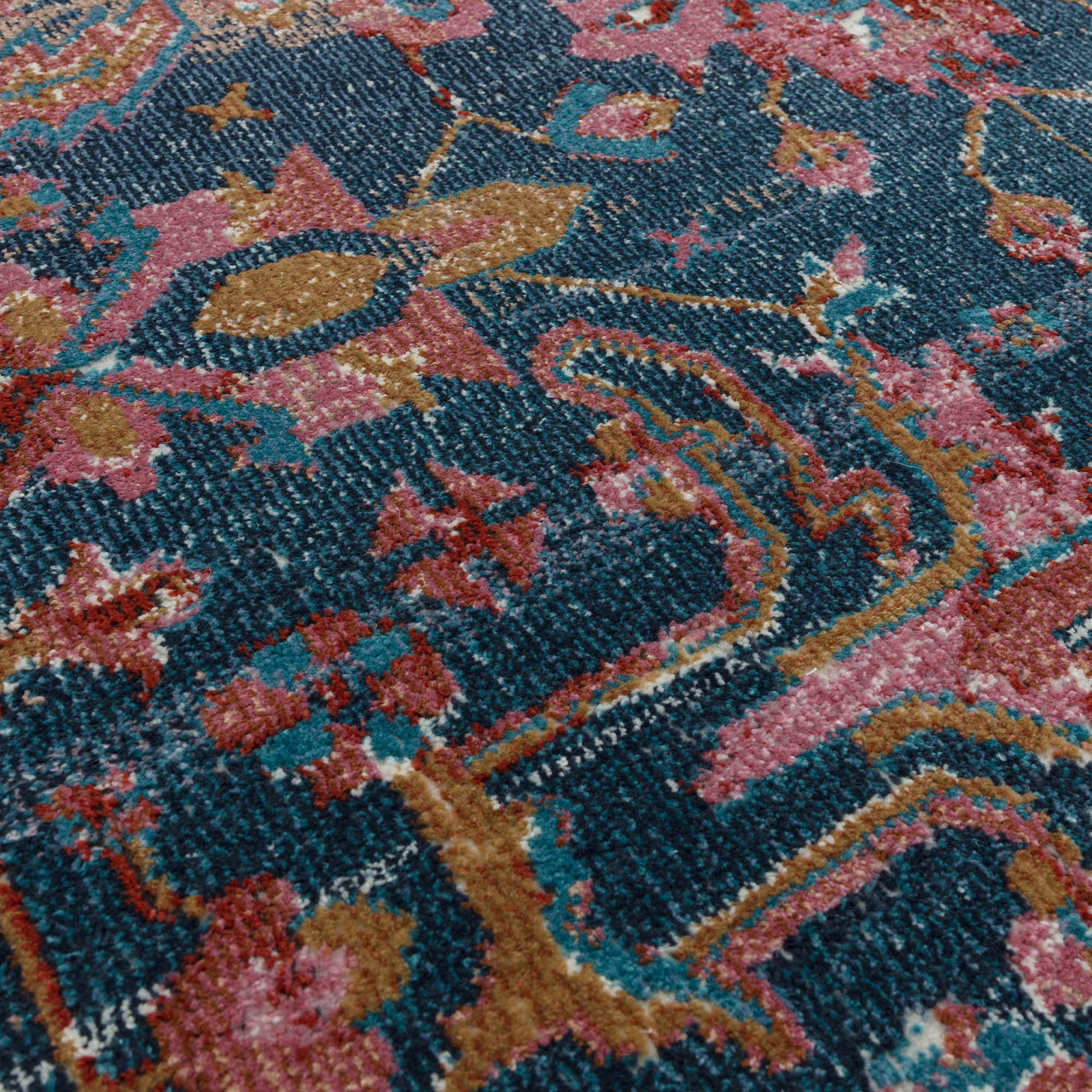 Zola Evin Traditional Persian