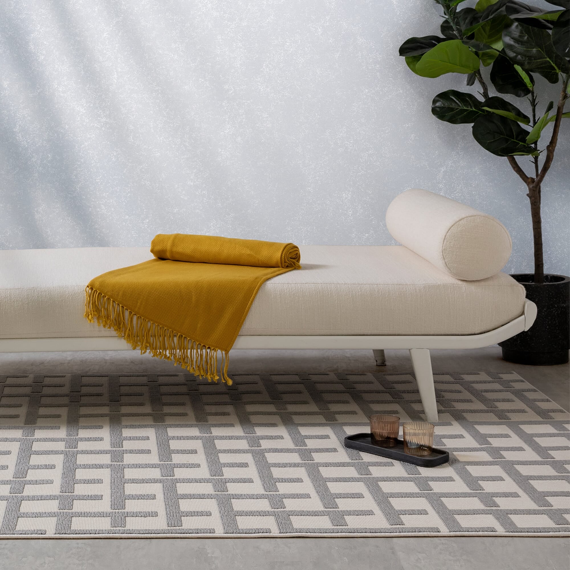 Antibes White/Grey Grid Indoor/Outdoor Rug AN03