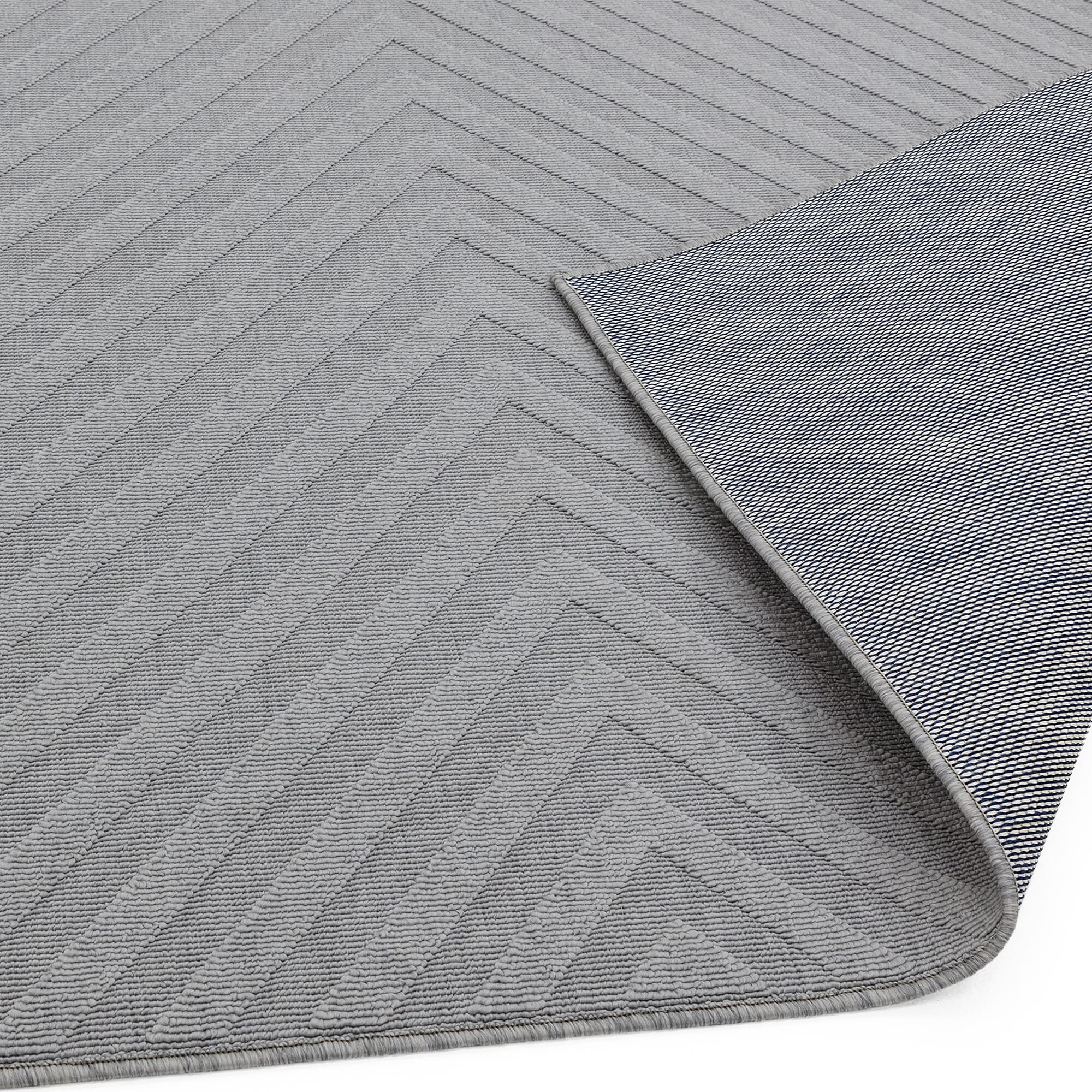 Antibes Light Grey Arrow Indoor/Outdoor Rug AN07