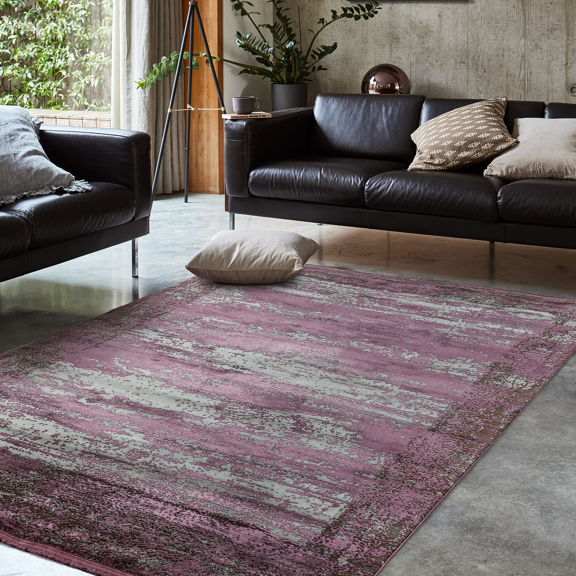 Athera AT04 Bordeaux Border Rug
