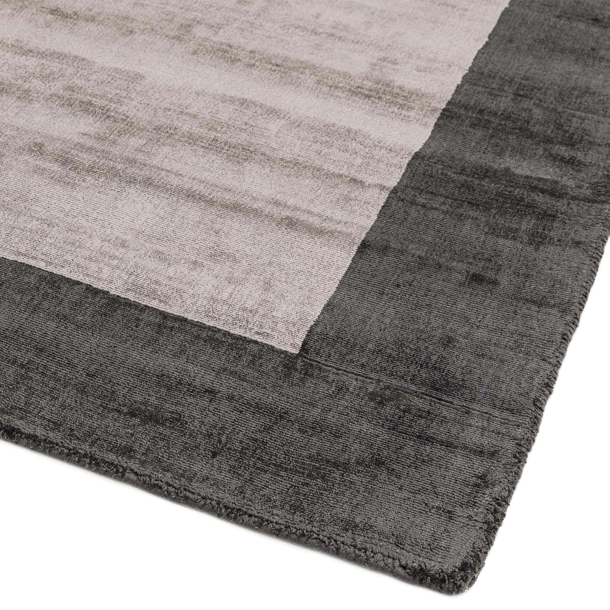 Blade Border Charcoal / Silver Rug