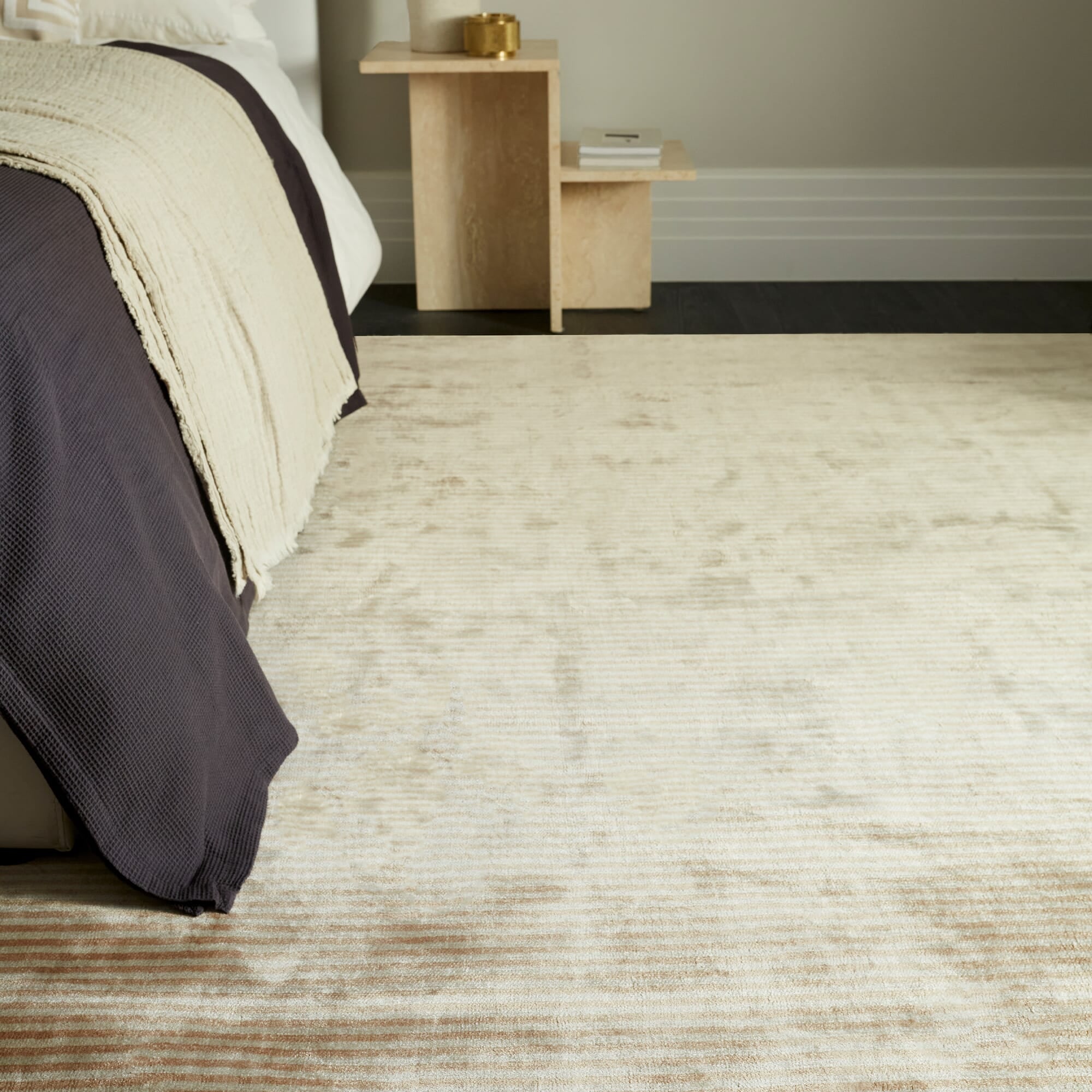 Alfombra Katherine Carnaby Chrome Rayas Masilla