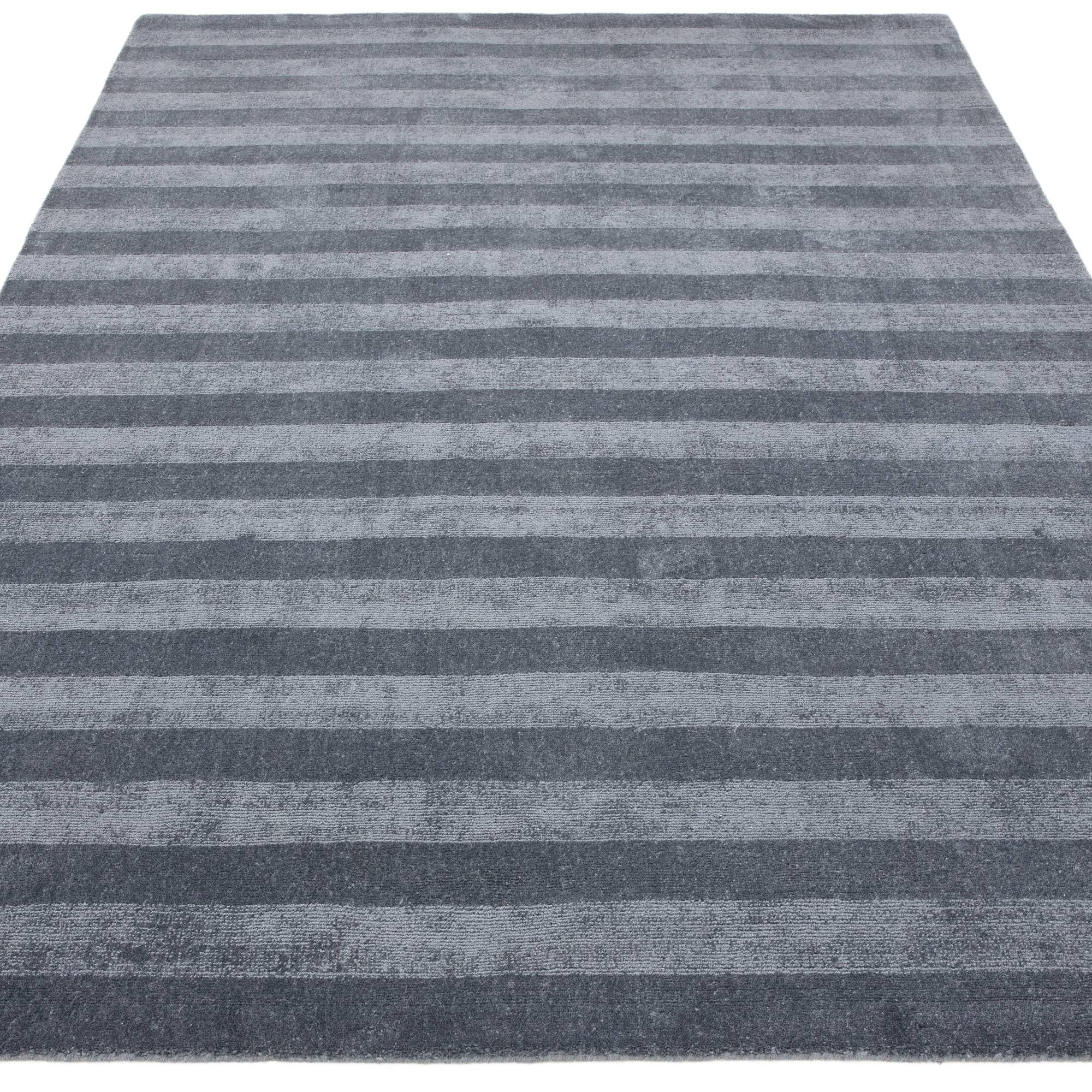 Alfombra MADE Connor Azul Petróleo