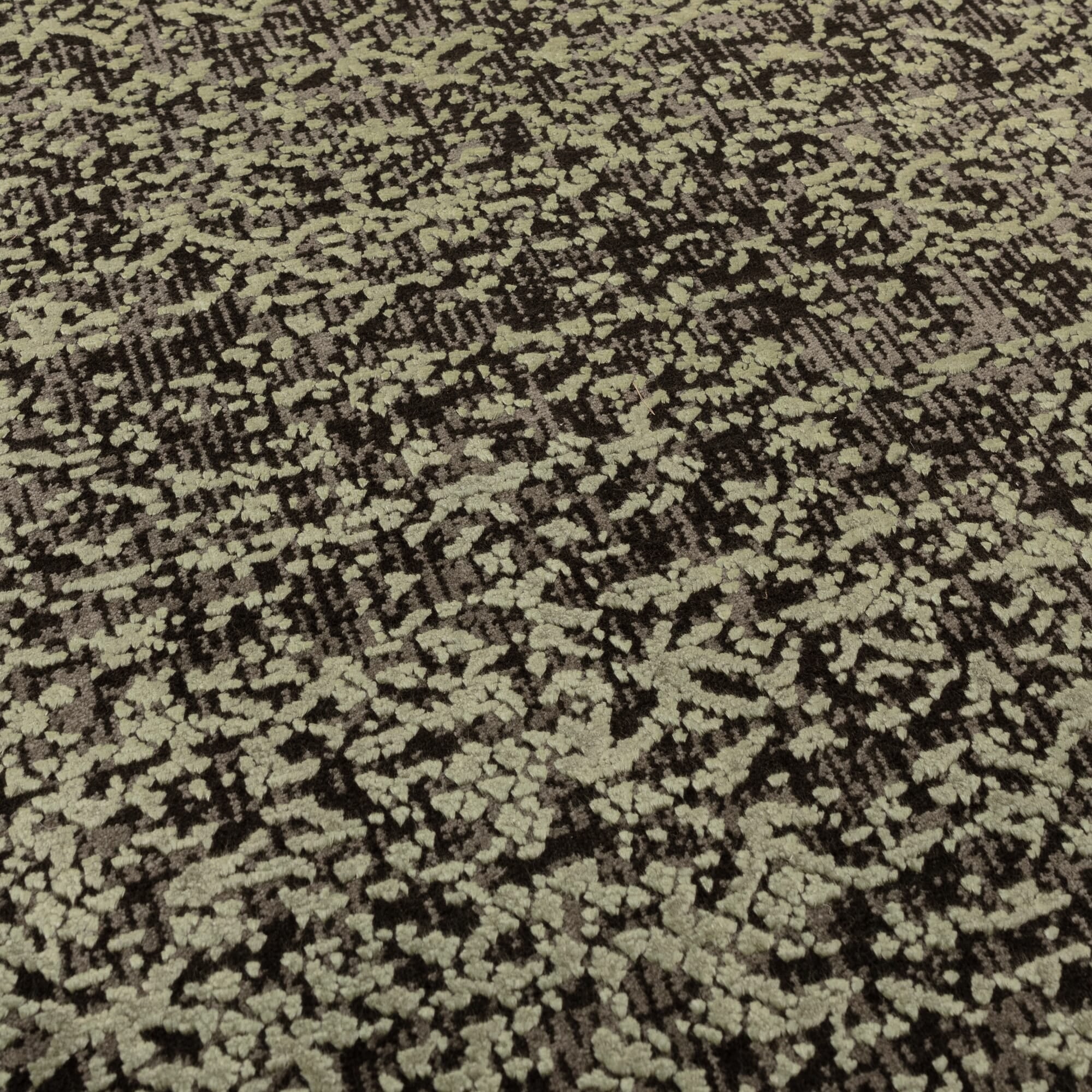 Elodie Sage / Black Rug