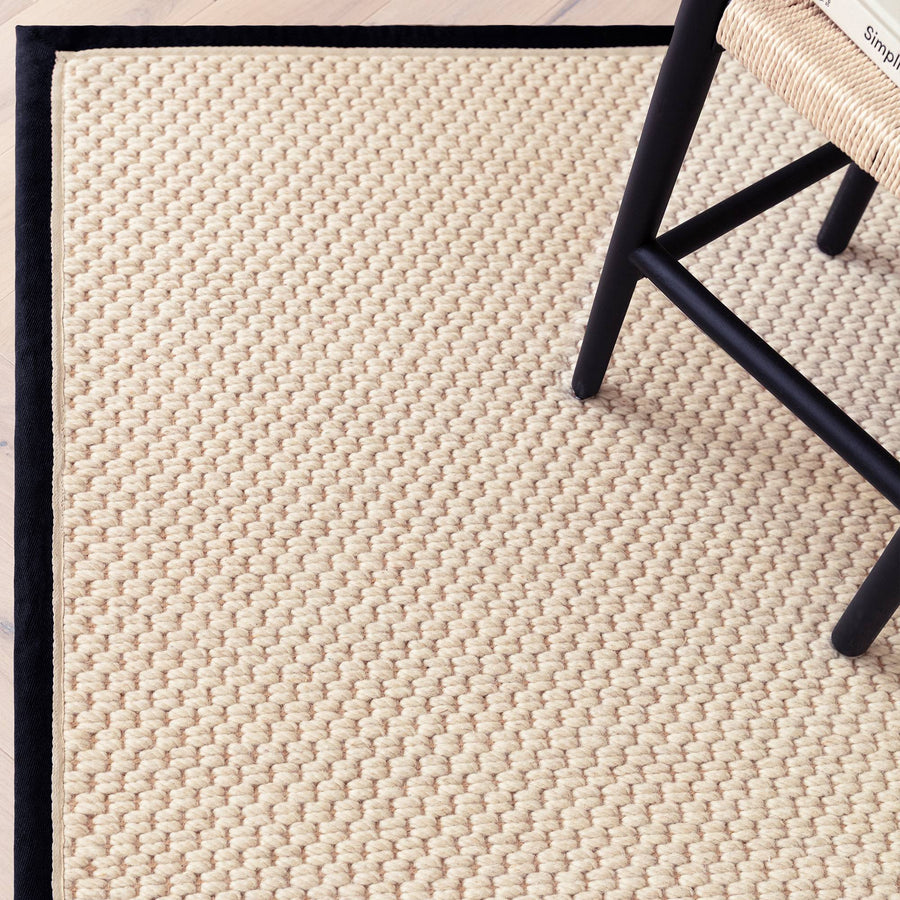 Korra Double Loop Charcoal Cream Rug