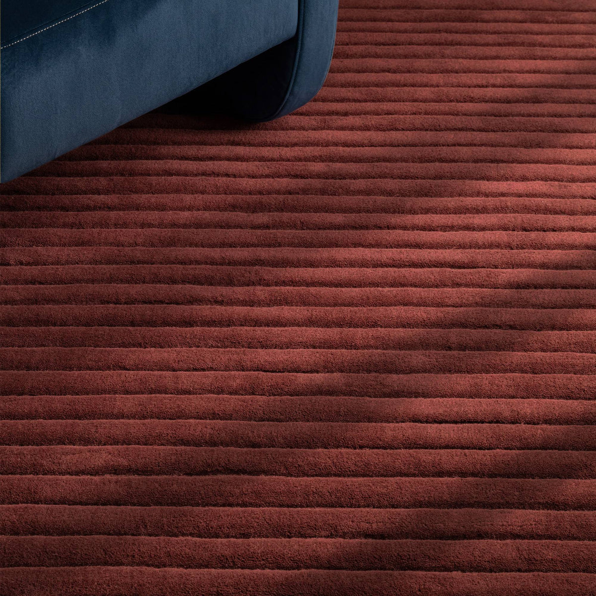 Linie Burgundy Rug