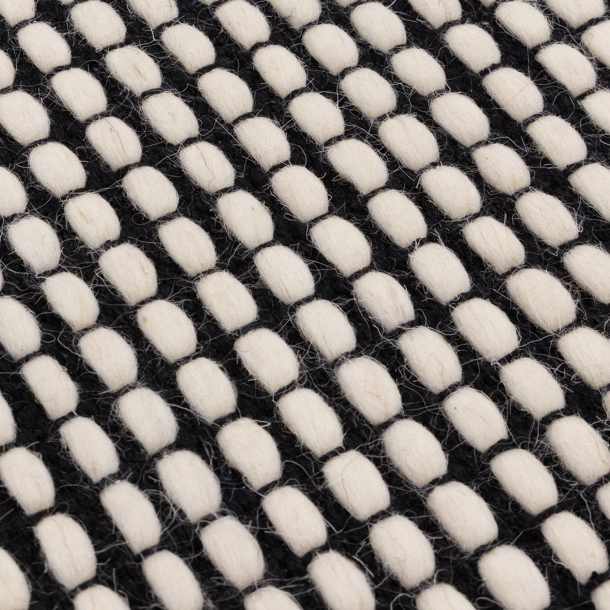 Alfombra MADE Mac Bobble Monocromo