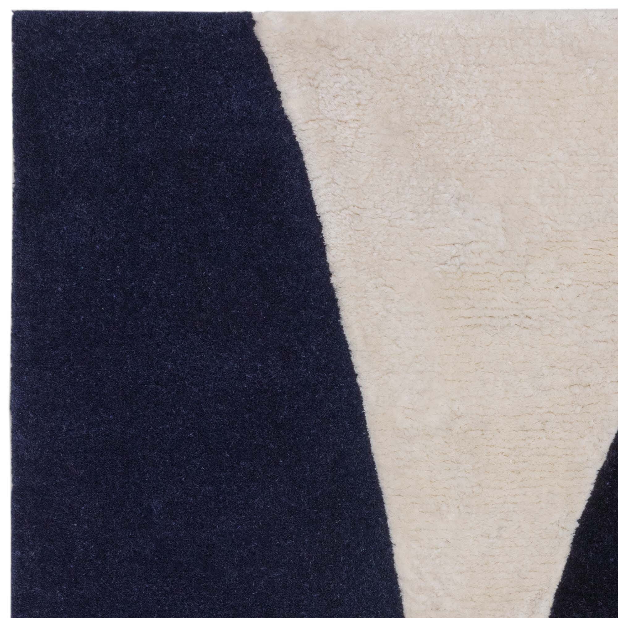 Matrix Signature Indigo Rug MAX102