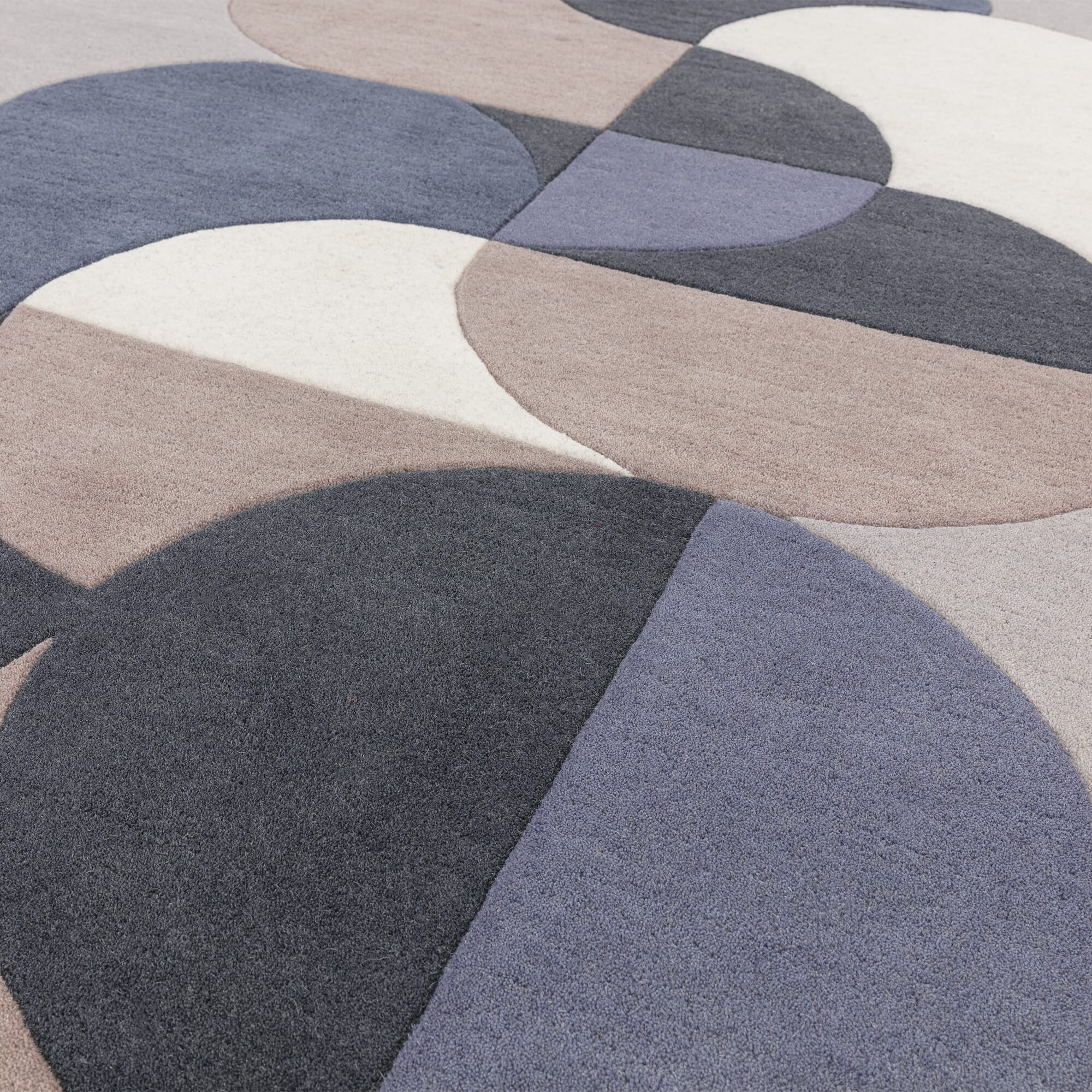 Matrix Statement Light Grey Rug MAX92