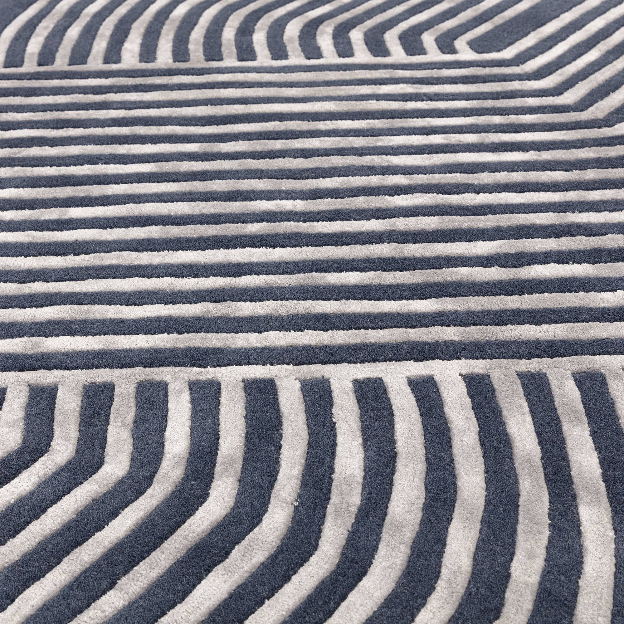 Matrix Solstice Navy Rug MAX97