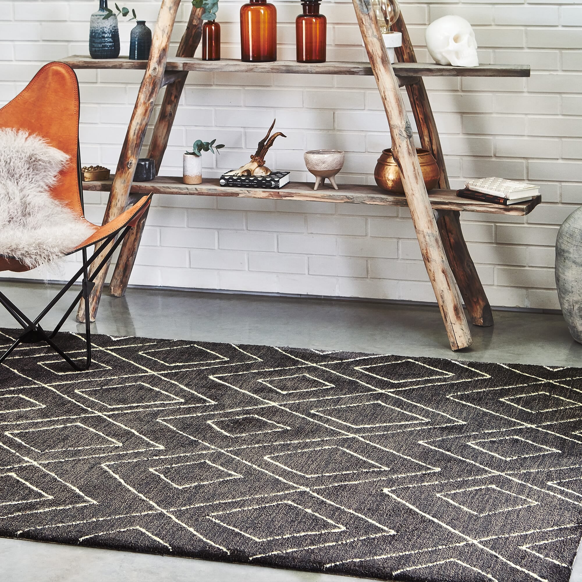 Nomad NM01 Dark Grey Rug
