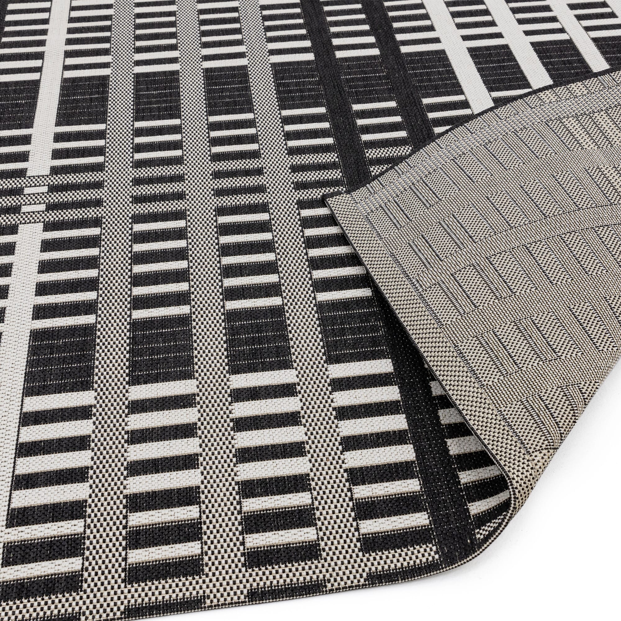 Alfombra de interior/exterior Patio Black Grid PAT22