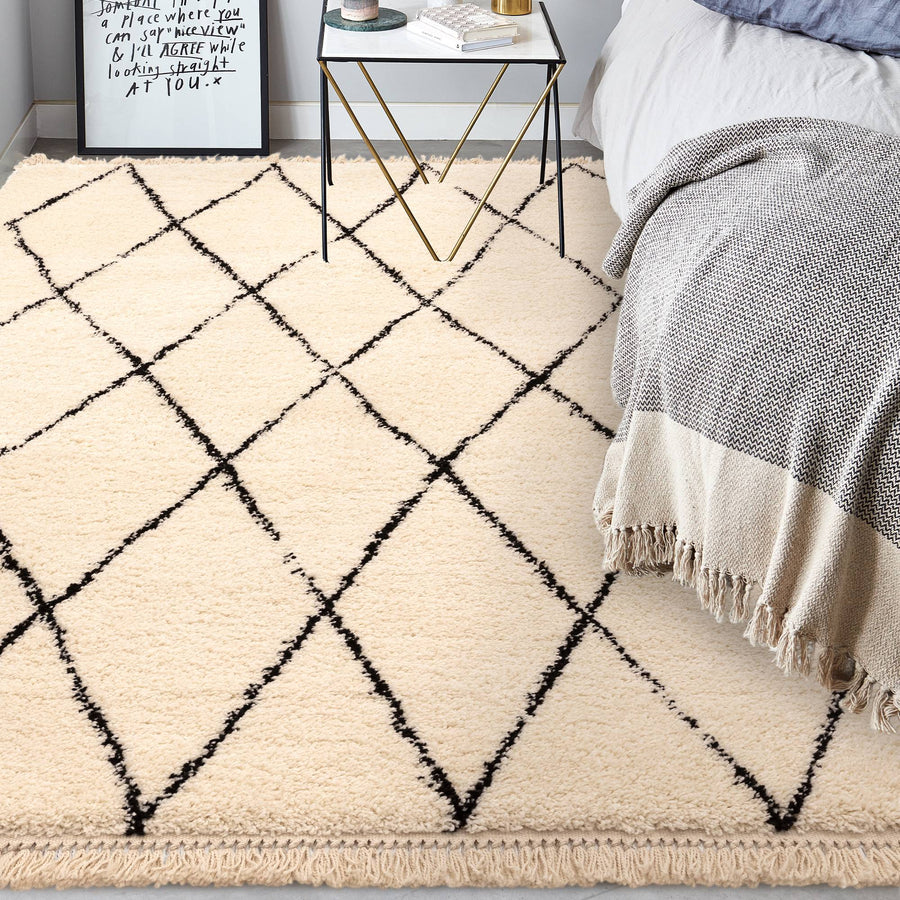 Rocco RC08 Cream Diamond Rug