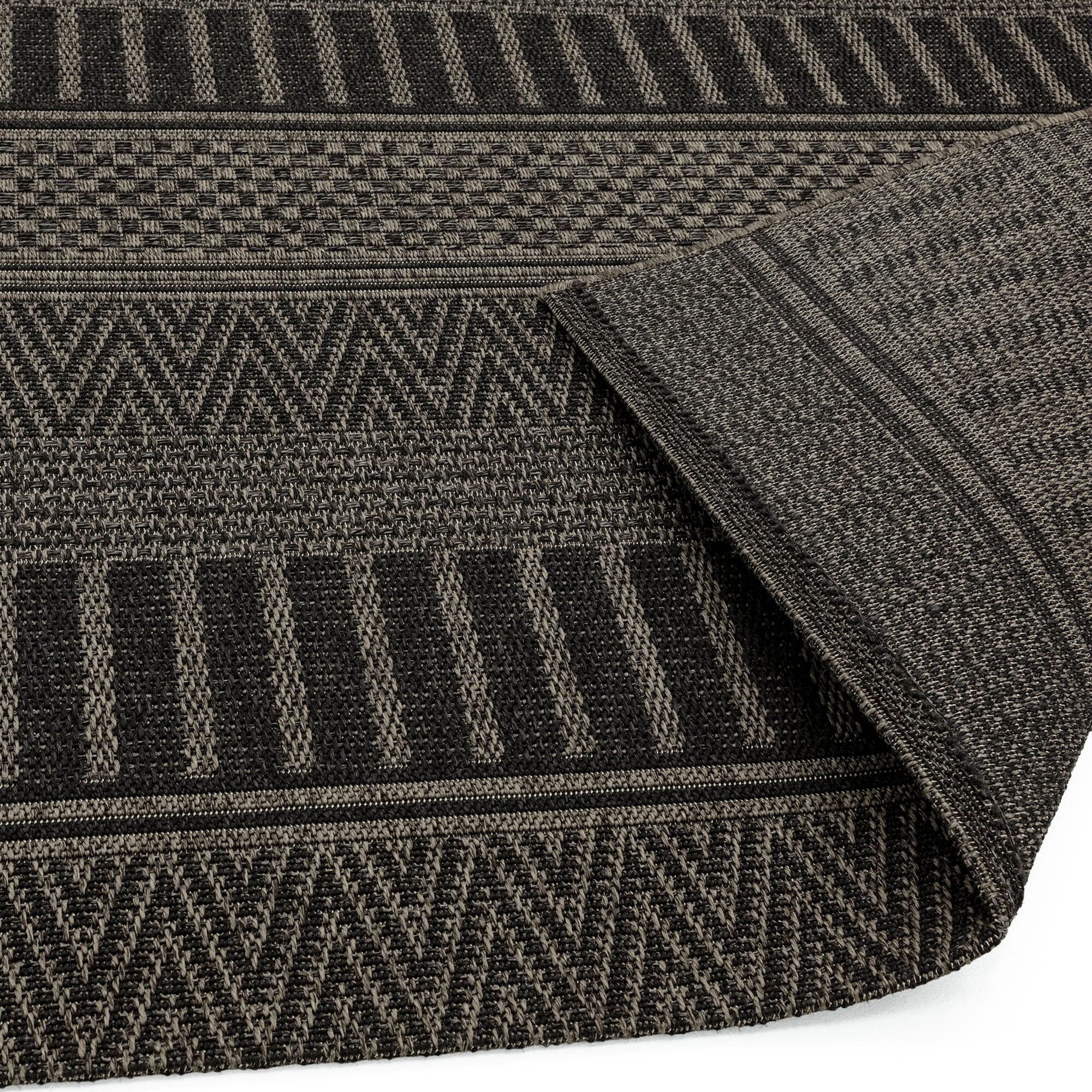 Varanda VA03 Black Stripe Rug  - offline