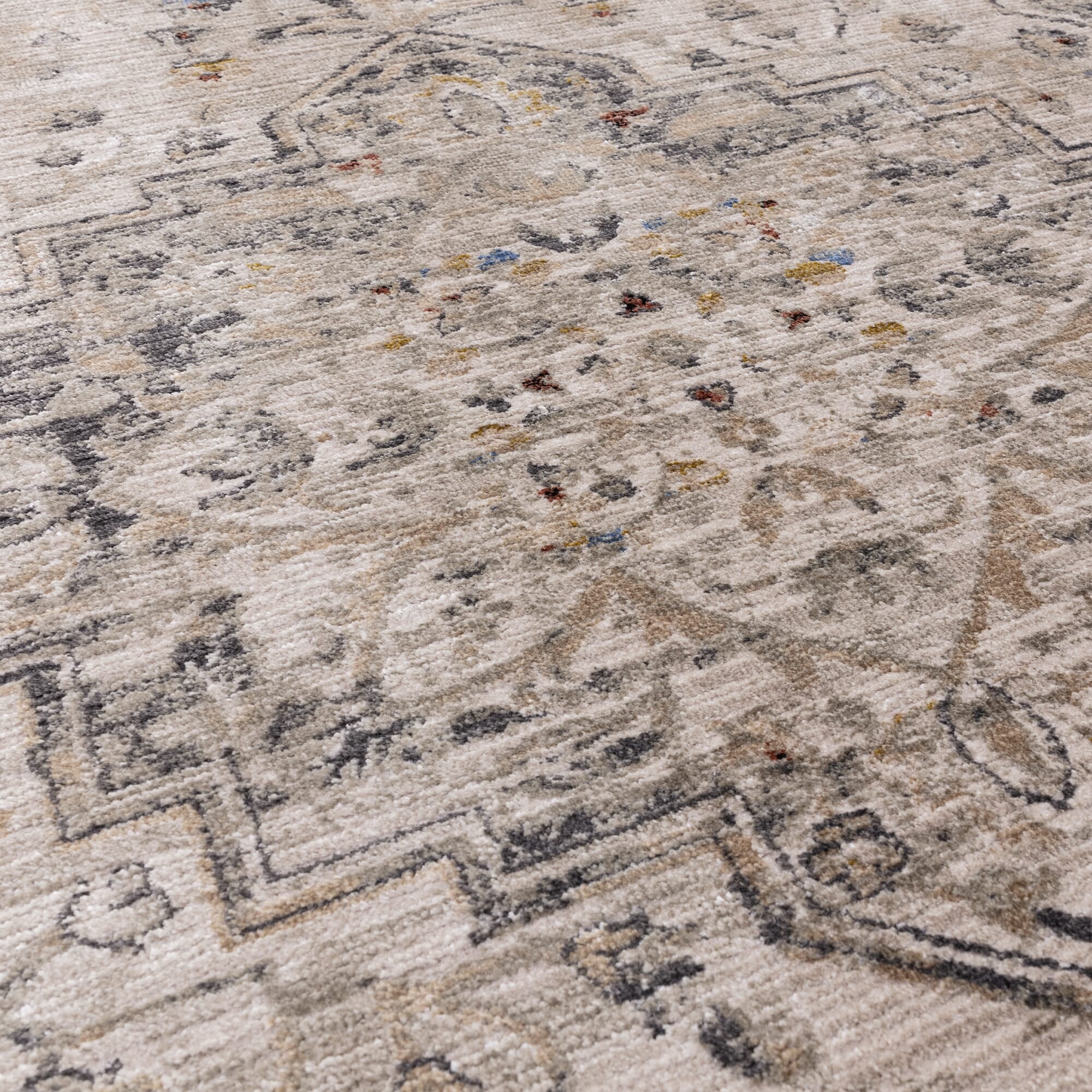 Sovereign Ash Medallion Rug